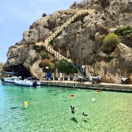 Appartement Cozy Xlendi